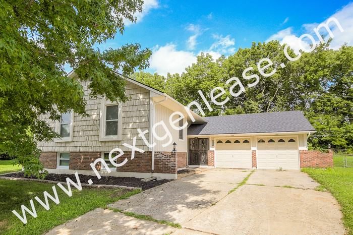 11917 Sycamore Ave - Photo 3 of 35