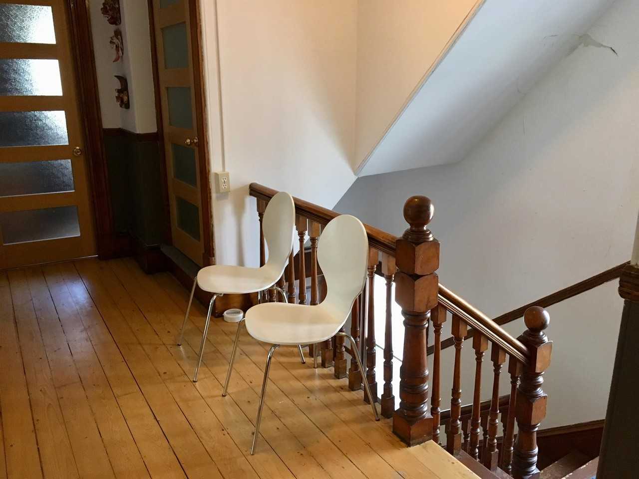47 Wentworth St - Photo 3 of 8