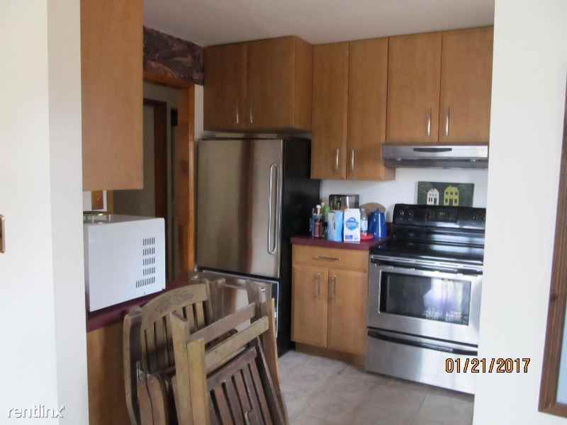 489 Sackett Lake Rd - Photo 2 of 5