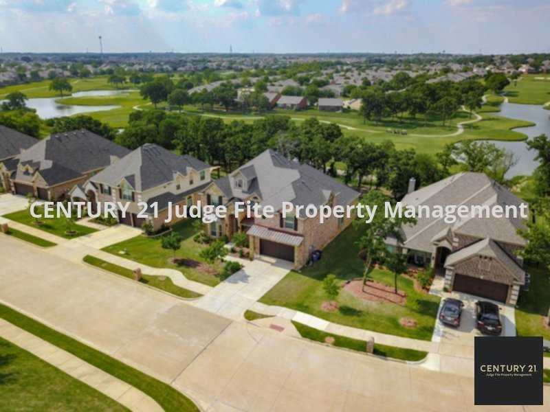 1115 Ardglass Trl - Photo 2 of 10