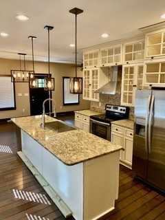 2507 Tracy Ave - Photo 2 of 13