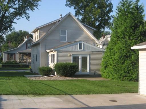 433 17th Ave - Photo 2 of 4