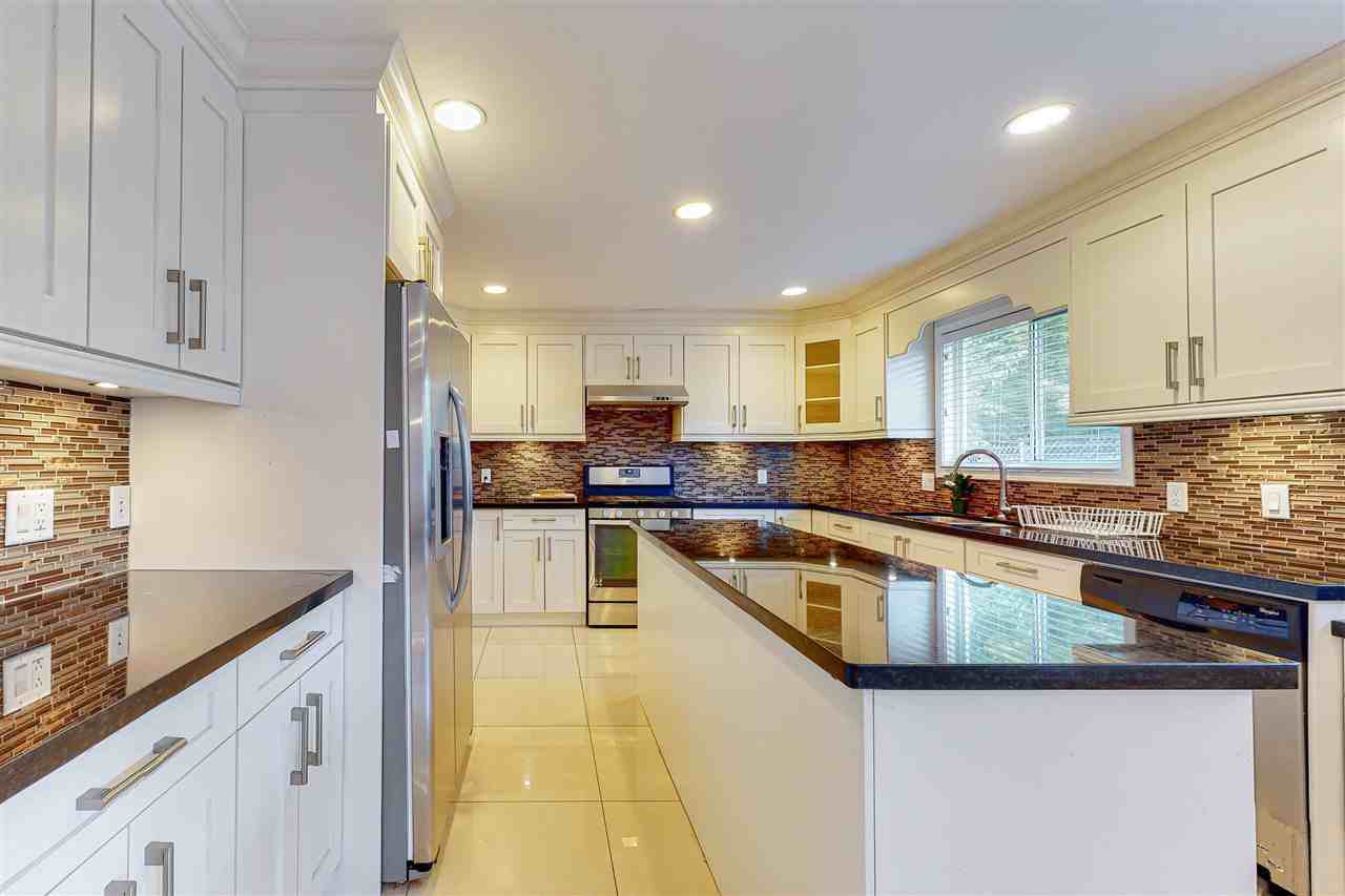 5600 Cornwall Place - Photo 6 of 21