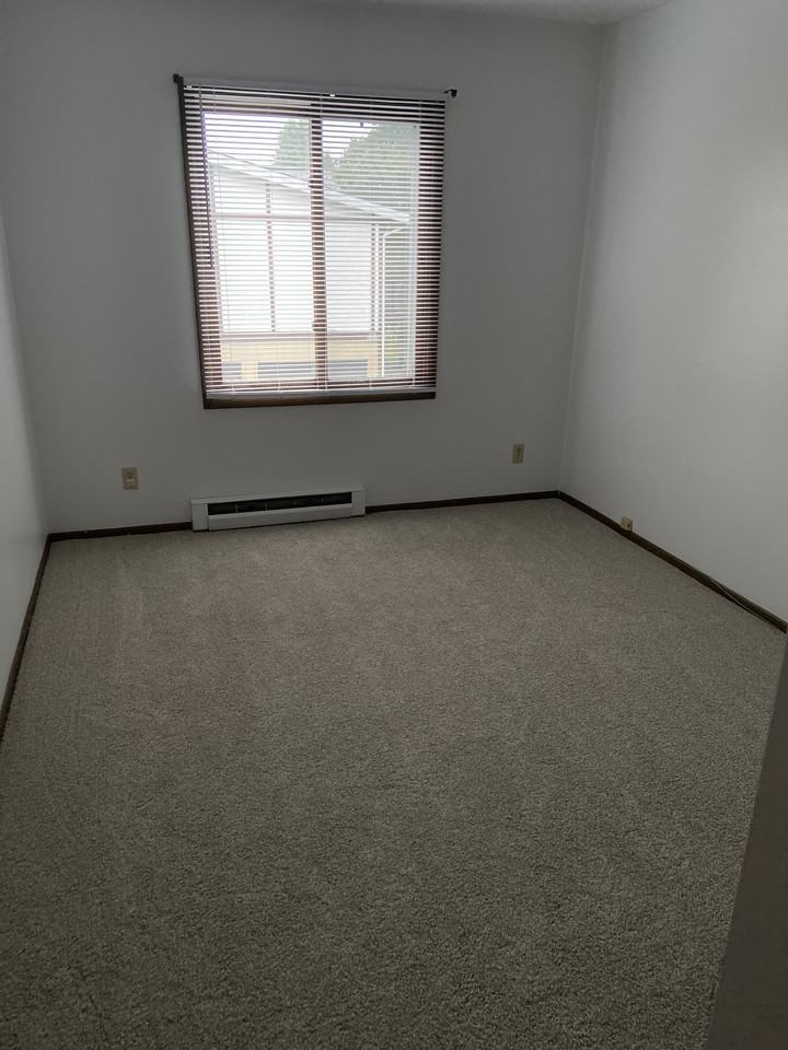 N20W5339 Pierce Ct #B