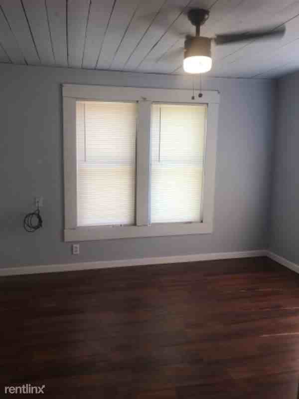 511 E Hickory St - Photo 3 of 14