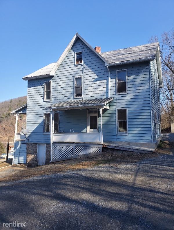 656 Christian St - Photo 2 of 17