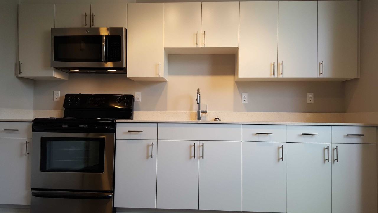 3268 Sw Avalon Way - Photo 3 of 4