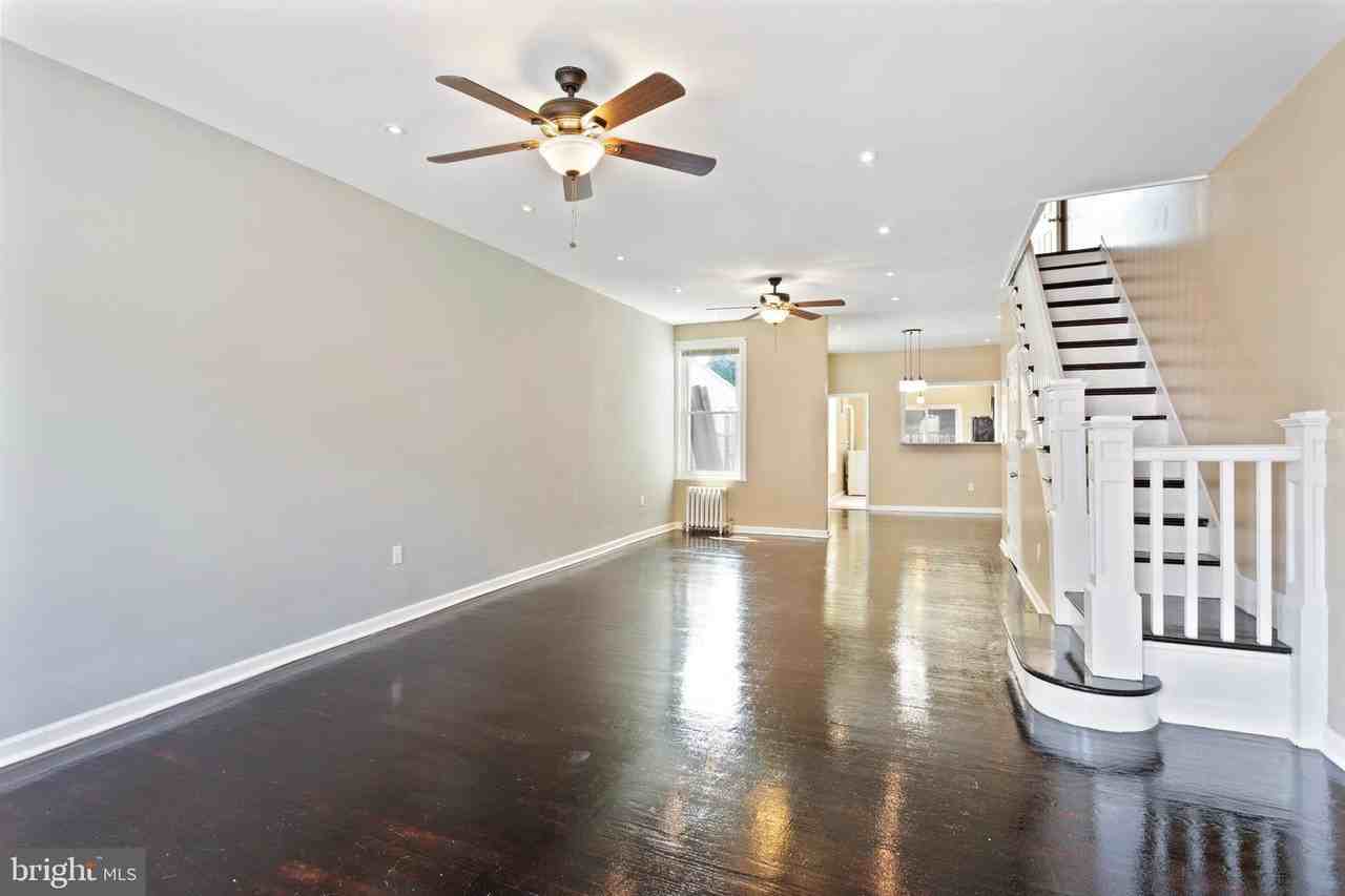 2202 E Lehigh Ave - Photo 3 of 27
