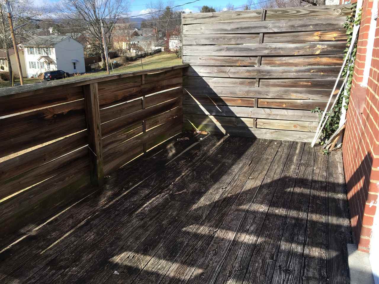 Elizabeth Heights - Photo 3 of 7