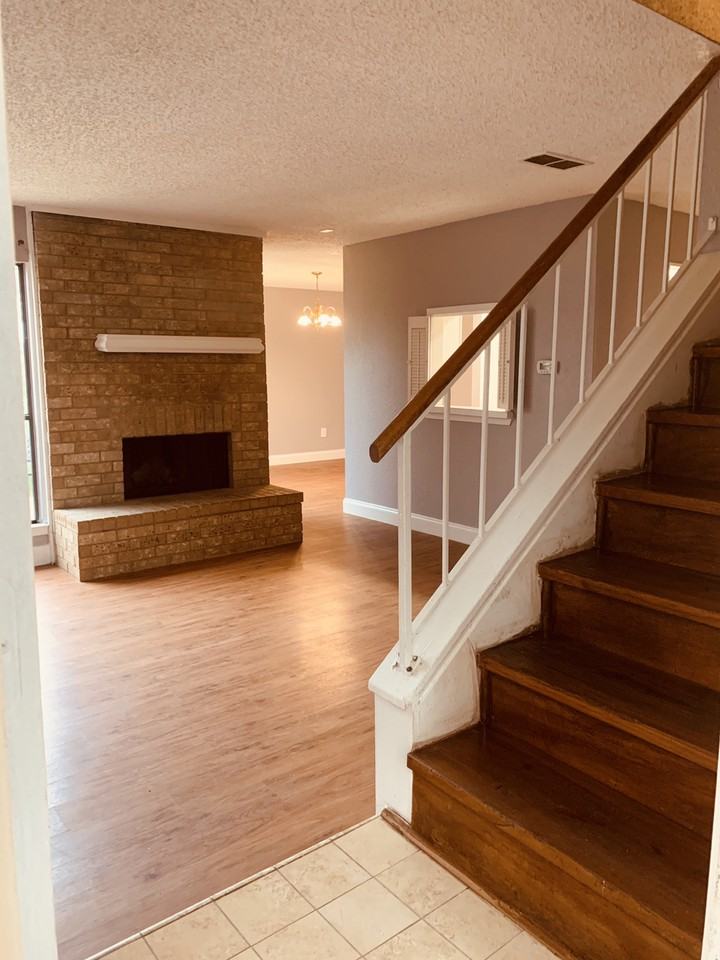 2905 Nova Dr - Photo 2 of 20