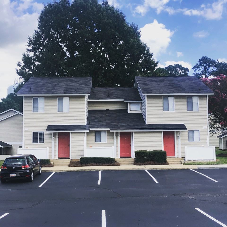 Palmetto Pointe Townhomes - Photo 2 of 7