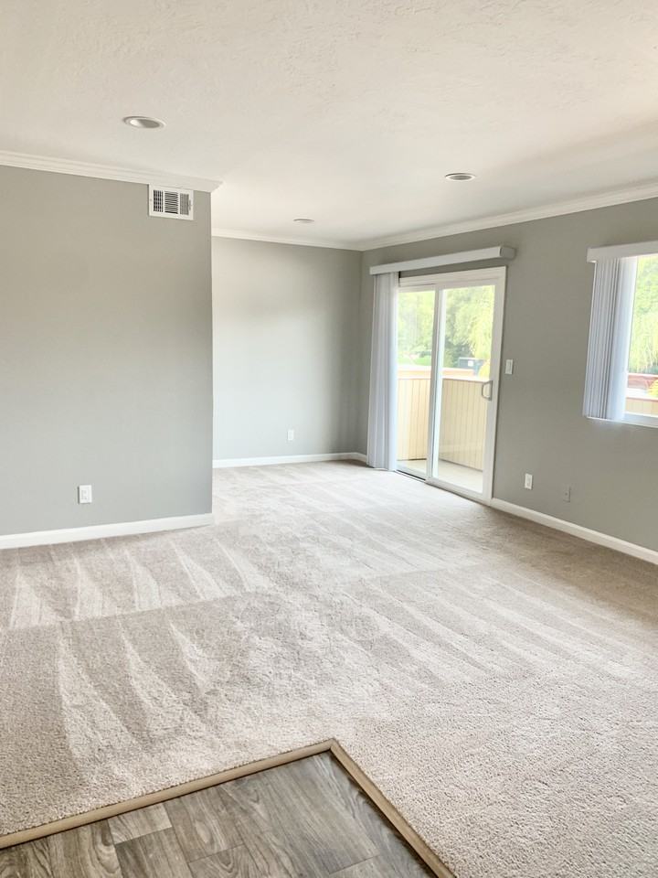 720 North Fair Oaks Avenue #84 - Photo 2 of 17