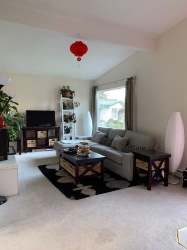 2601 Lake Youngs Ct Se - Photo 2 of 9