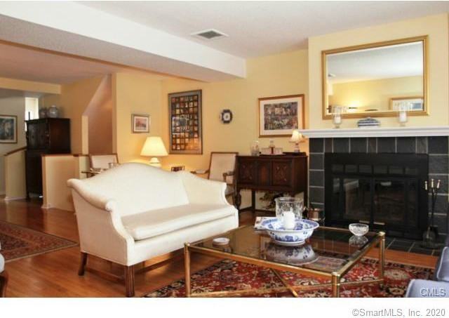 45 Highland Rd - Photo 3 of 20
