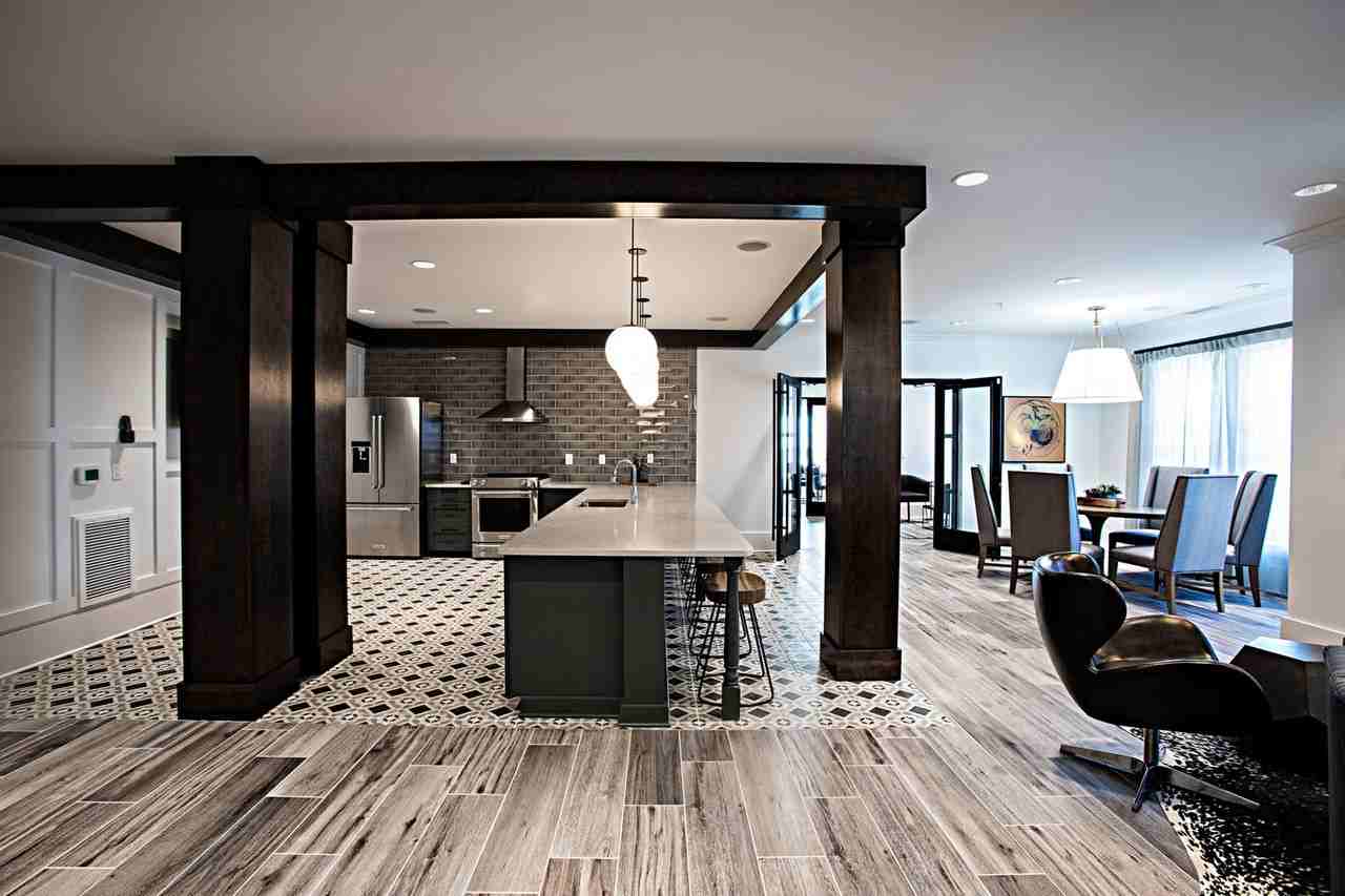 Parker Point - Photo 3 of 17