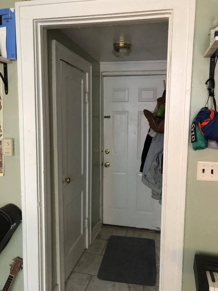 816 Wealthy St Se #2 - Photo 5 of 25