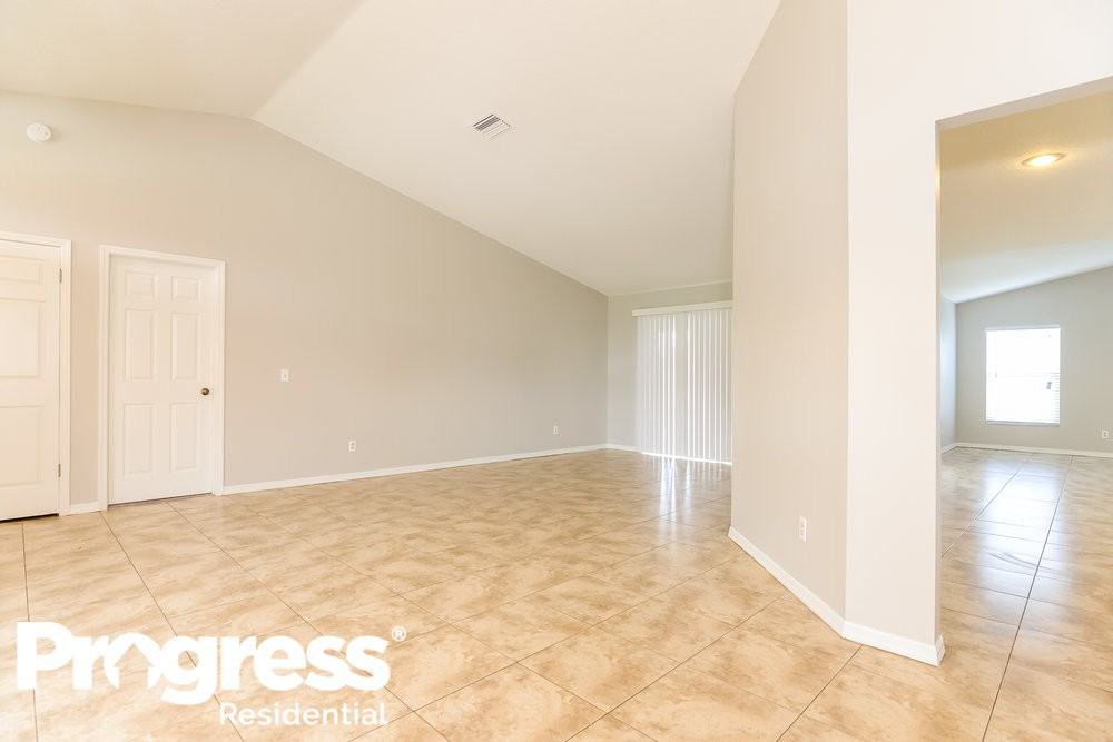 1901 Elk Spring Dr - Photo 2 of 13