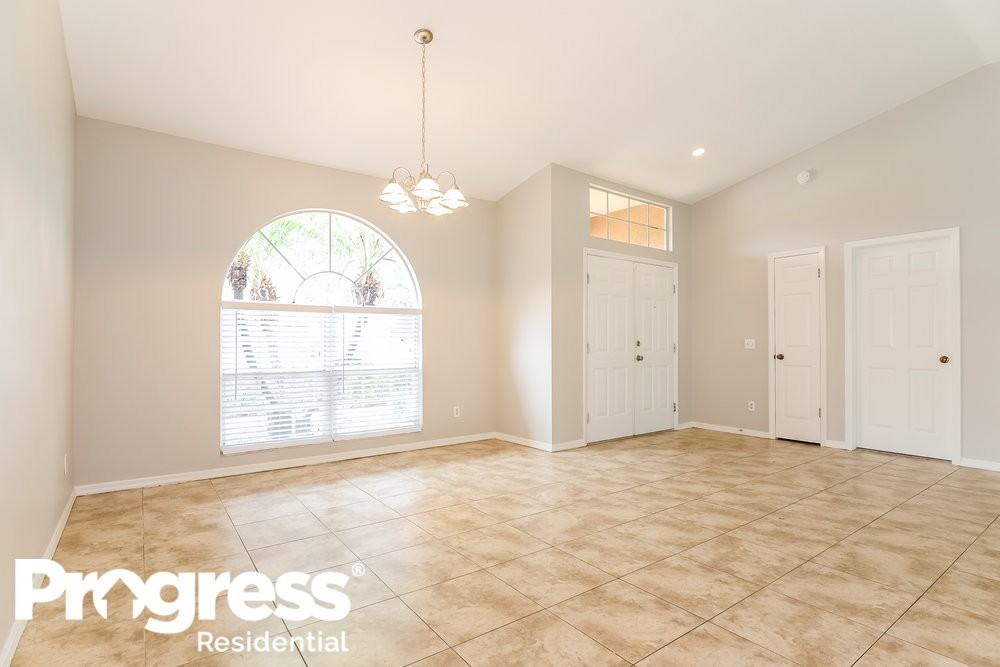 1901 Elk Spring Dr - Photo 3 of 13