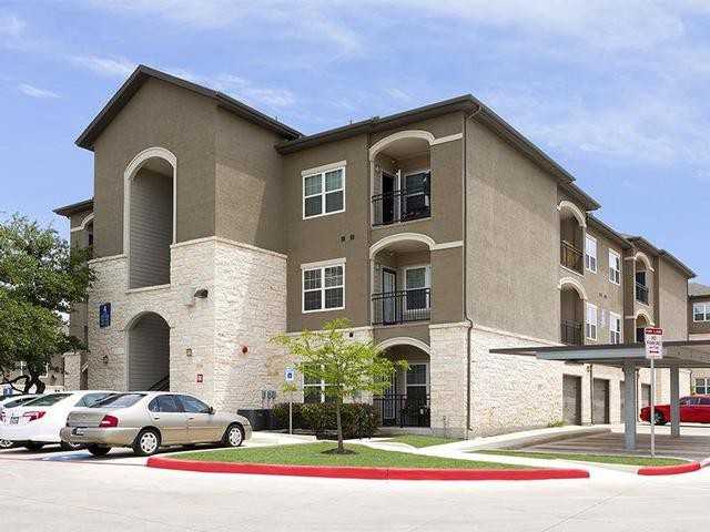 8823 Dugas Dr - Photo 4 of 29