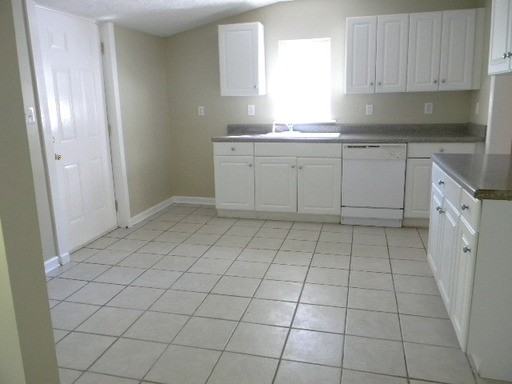 405 Bluegrass Ave - Photo 3 of 8