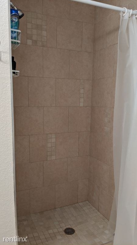 608 Fir St - Photo 2 of 9