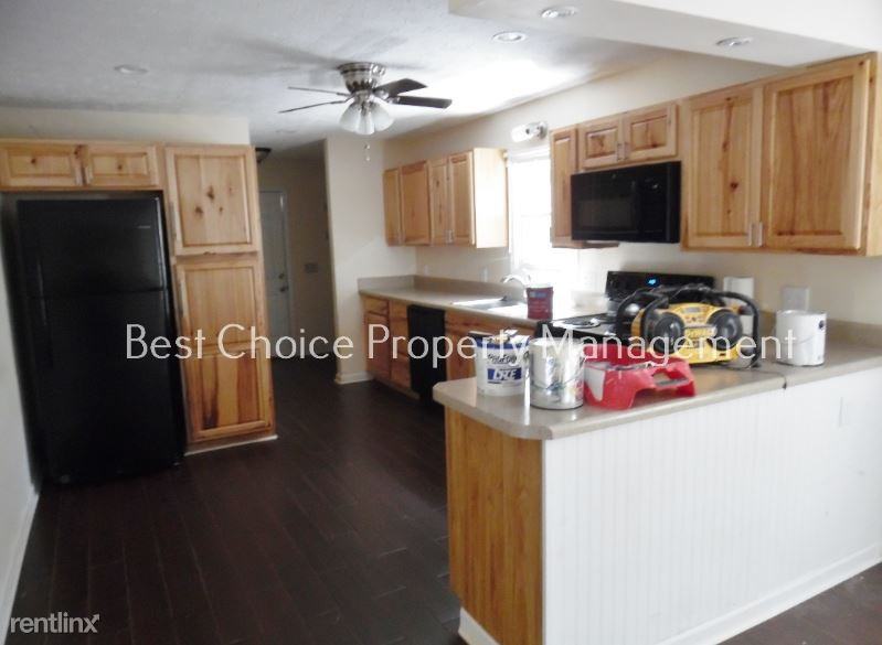 211 Lewis Rd - Photo 2 of 18