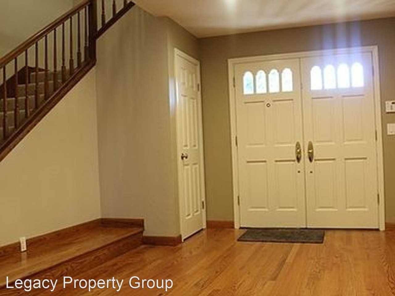 2169 Woodleaf Way - Photo 2 of 30