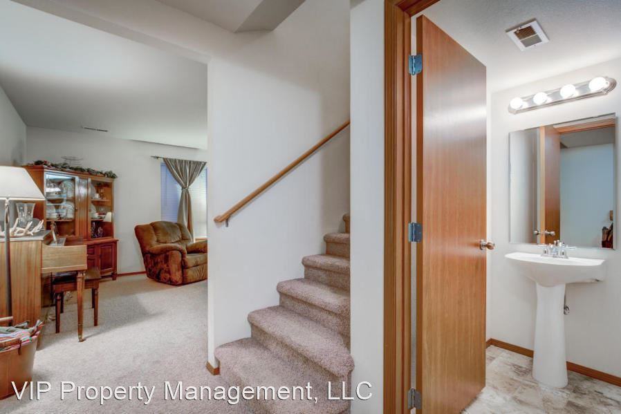 6596 N Kite Ln - Photo 3 of 20