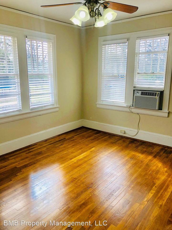 332 S Capitol Pkwy - Photo 2 of 6