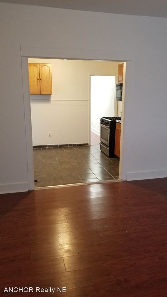 119 S 54th St - Photo 2 of 8