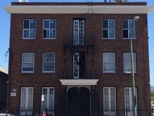 2600 International Blvd #19