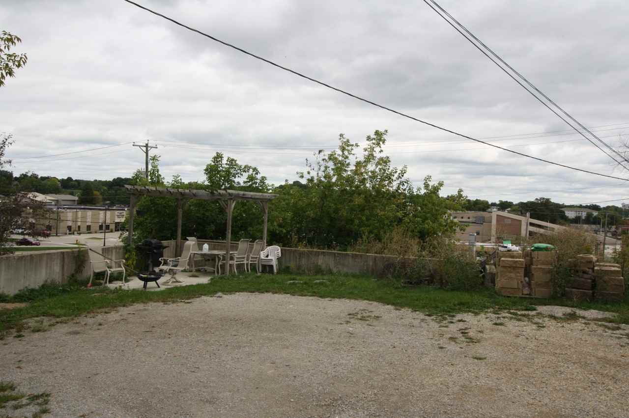 110 W 4th St - Photo 2 of 3