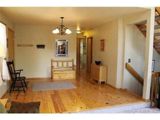 95 Pine Ln - Photo 3 of 24