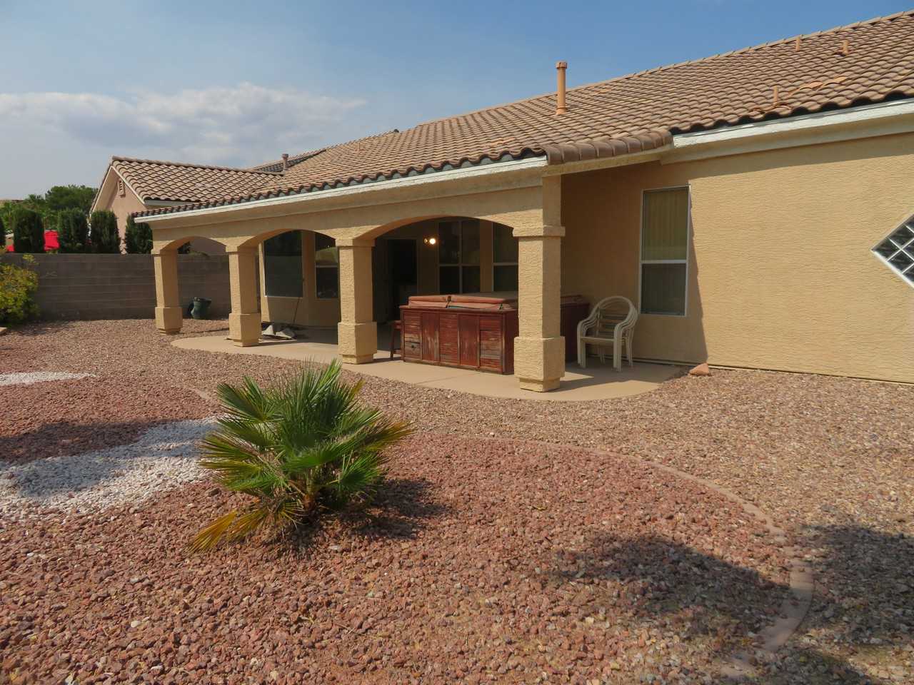 8625 Desert Bird Dr - Photo 3 of 6
