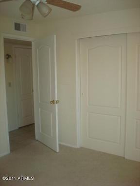 824 W 9th St - Photo 3 of 3