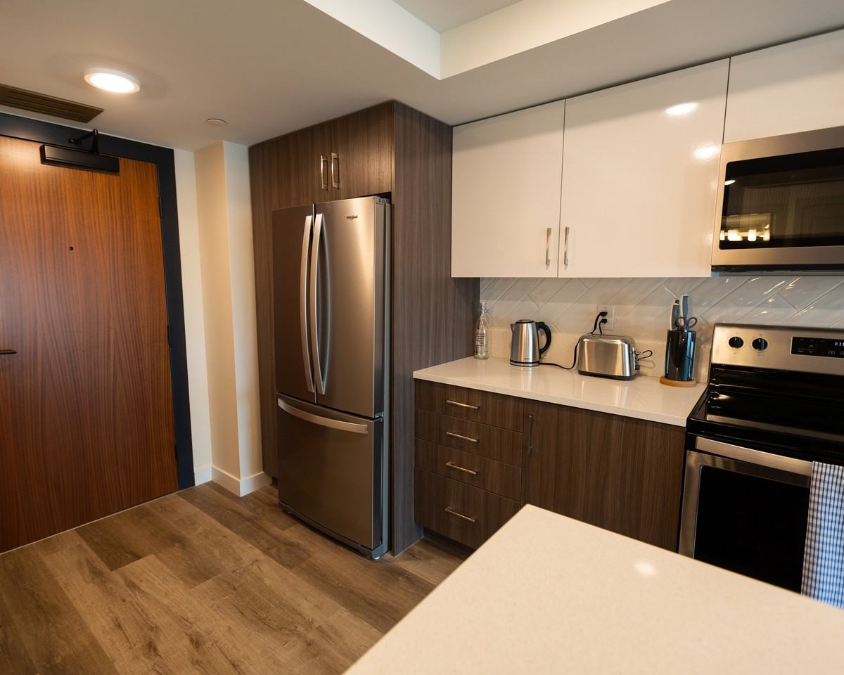 2610 109 St Nw - Photo 3 of 11