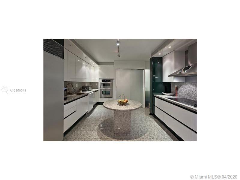 BAL HARBOUR 101 CONDO - Photo 3 of 13