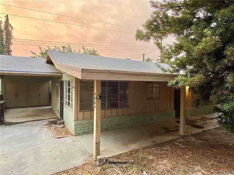 4064 Harrison Canyon Rd - Photo 2 of 6