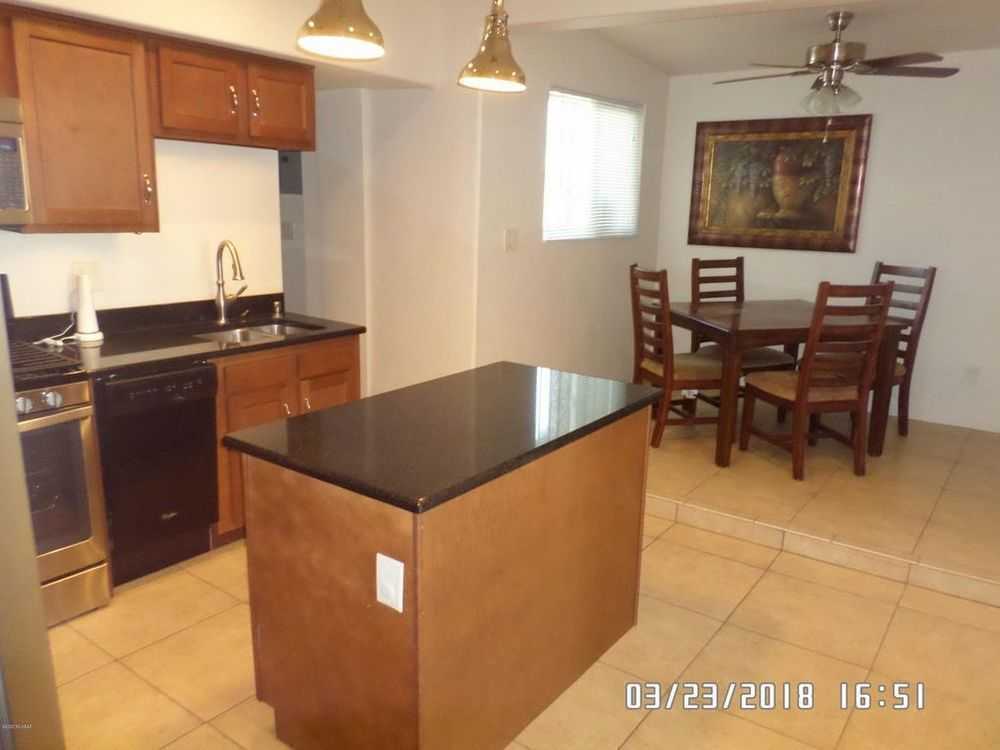 202 E Fairground Dr - Photo 2 of 16