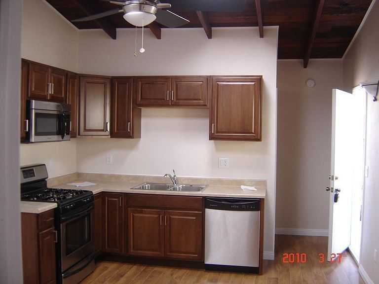 1733 Kraft St - Photo 2 of 13