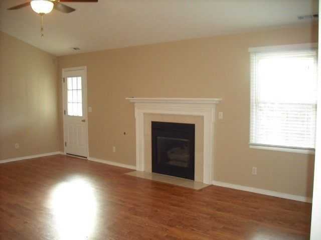 3809 Pine Needle Pt - Photo 3 of 10