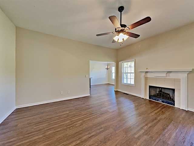1030 Monticello Pl - Photo 3 of 17