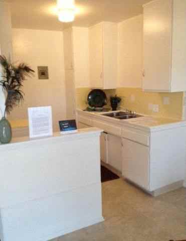 Crenshaw Manor Apartments 10800 Crenshaw Blvd, Inglewood, CA 90303