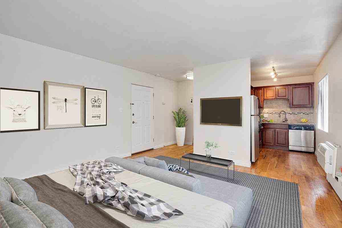 City Park Terrace - Photo 3 of 10