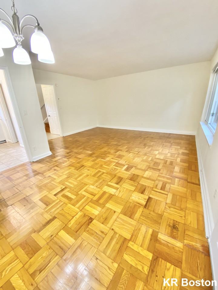 144 Sherman Rd - Photo 2 of 10