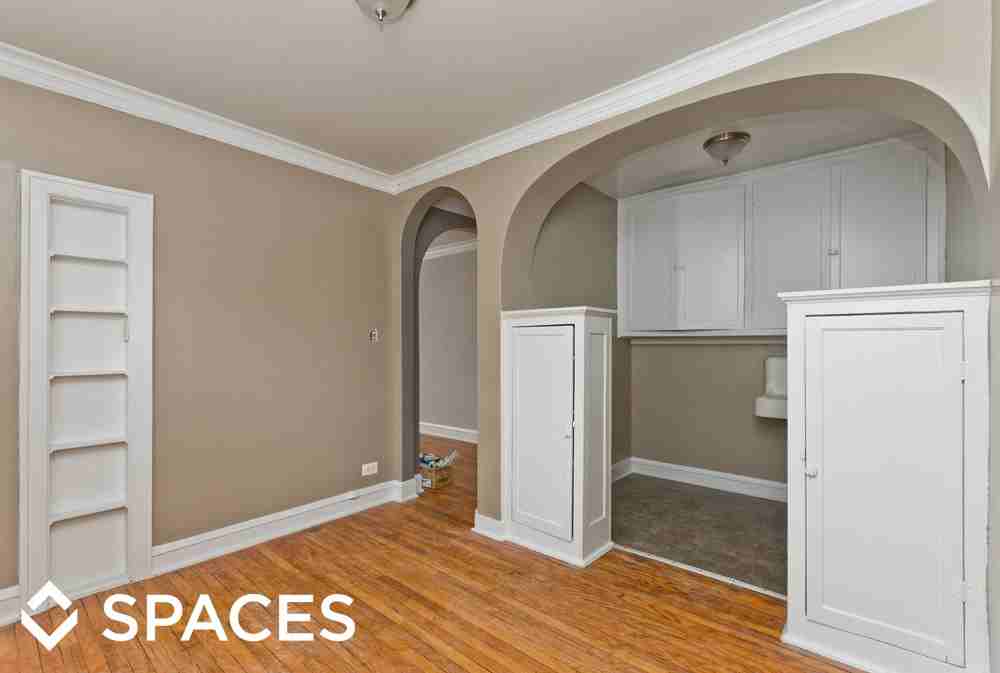 4588 North Elston Avenue - Photo 2 of 6