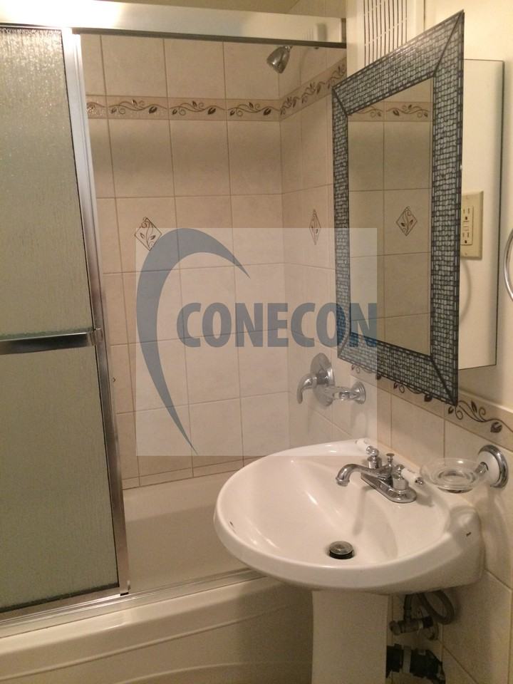 376 Keary Street - Photo 5 of 13