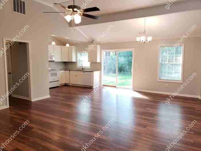 540 Oglesby Bridge Rd Se - Photo 3 of 16