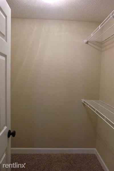 Waterford Villas - Photo 3 of 10