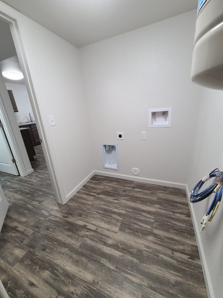 Summit Park Apartments - Photo 3 of 11